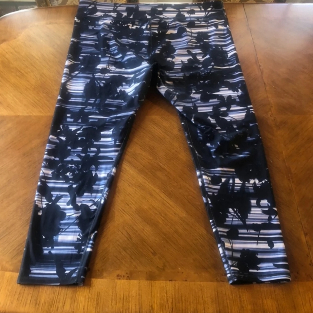Fabletics Exercise Leggings 3XL full length